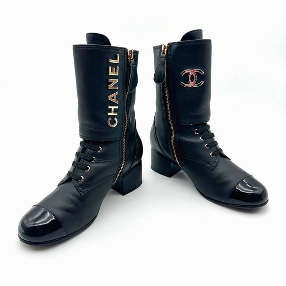 CHANEL Black Leather Lace Up Combat Boots Size 37 CC Logo Booties Cap Toe - Picture 1 of 13